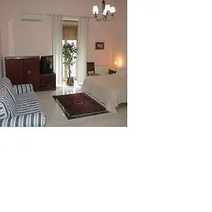 Regina Suite Неаполь