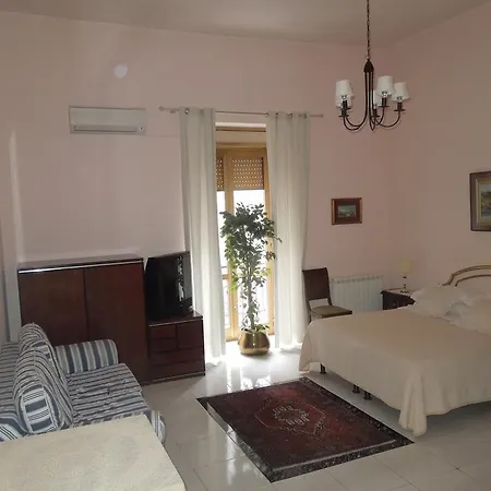 Гостевой дом Regina Suite