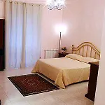 Regina Suite