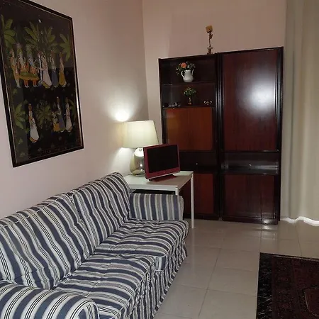 Regina Suite Guest house