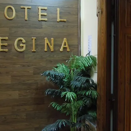 Regina Suite 3* Naples